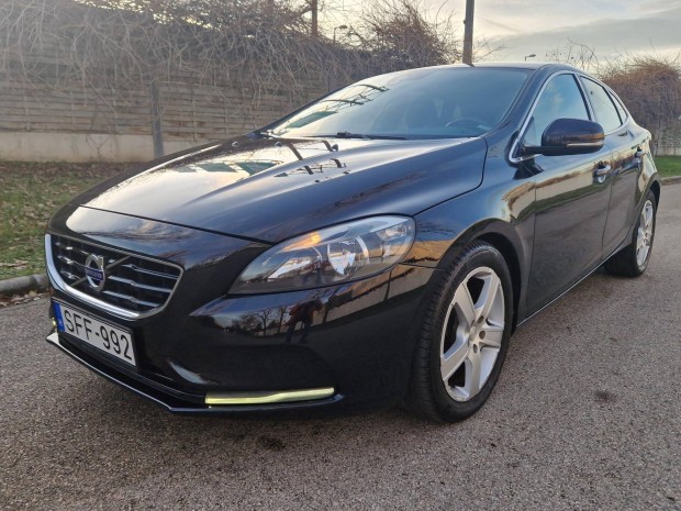 Volvo V40 1.6 D [D2] Momentum Navi PDC Tempomat...